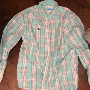 Men’s Columbia button down